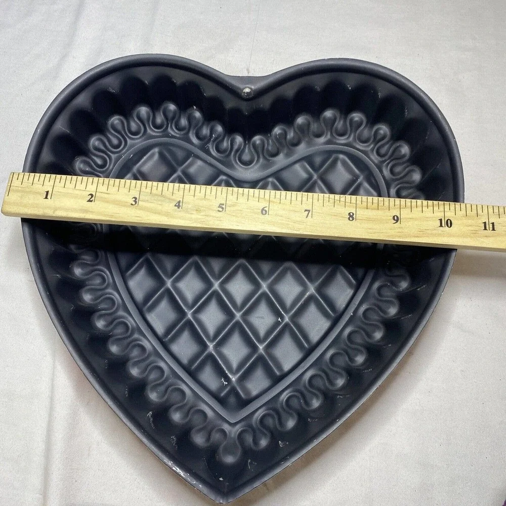 3 Holiday Aluminum Cake Pans Christmas Tree Heart‎ Double Bells Salad Jello Mold